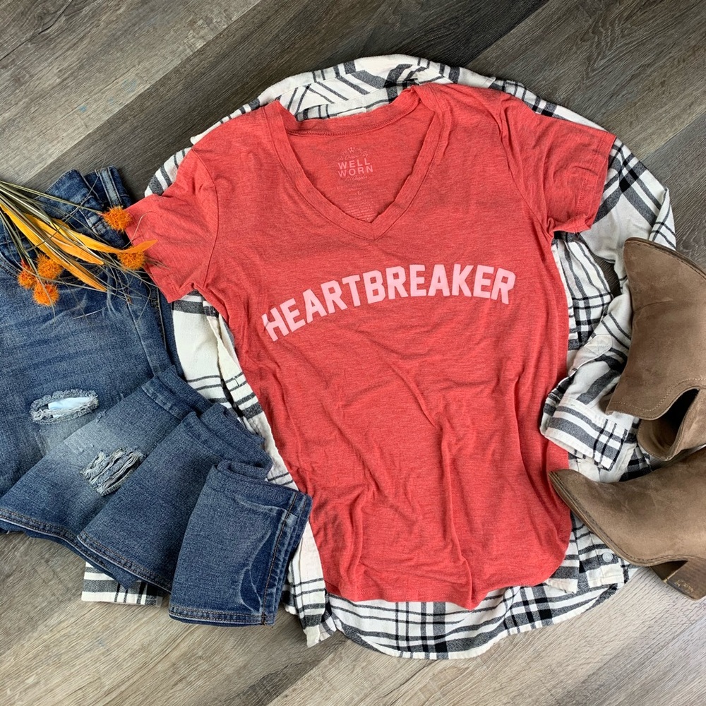 💔 Heartbreaker V Neck Tee Shirt